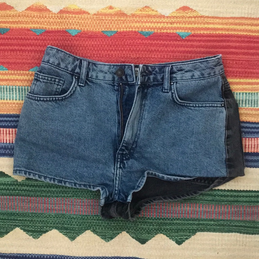 Two tone Denim Shorts Forever 21 size 26